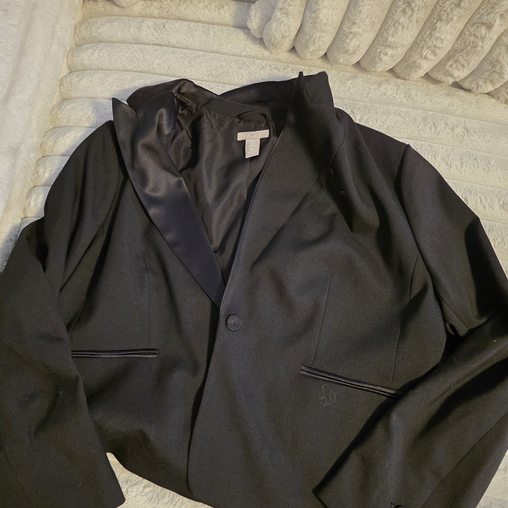 H&M Black Blazer